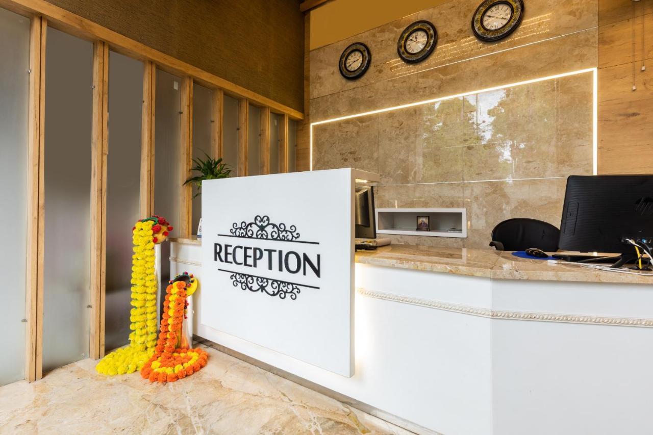 Capital O 47403 Hotel Manjeet Bhopal Eksteriør bilde