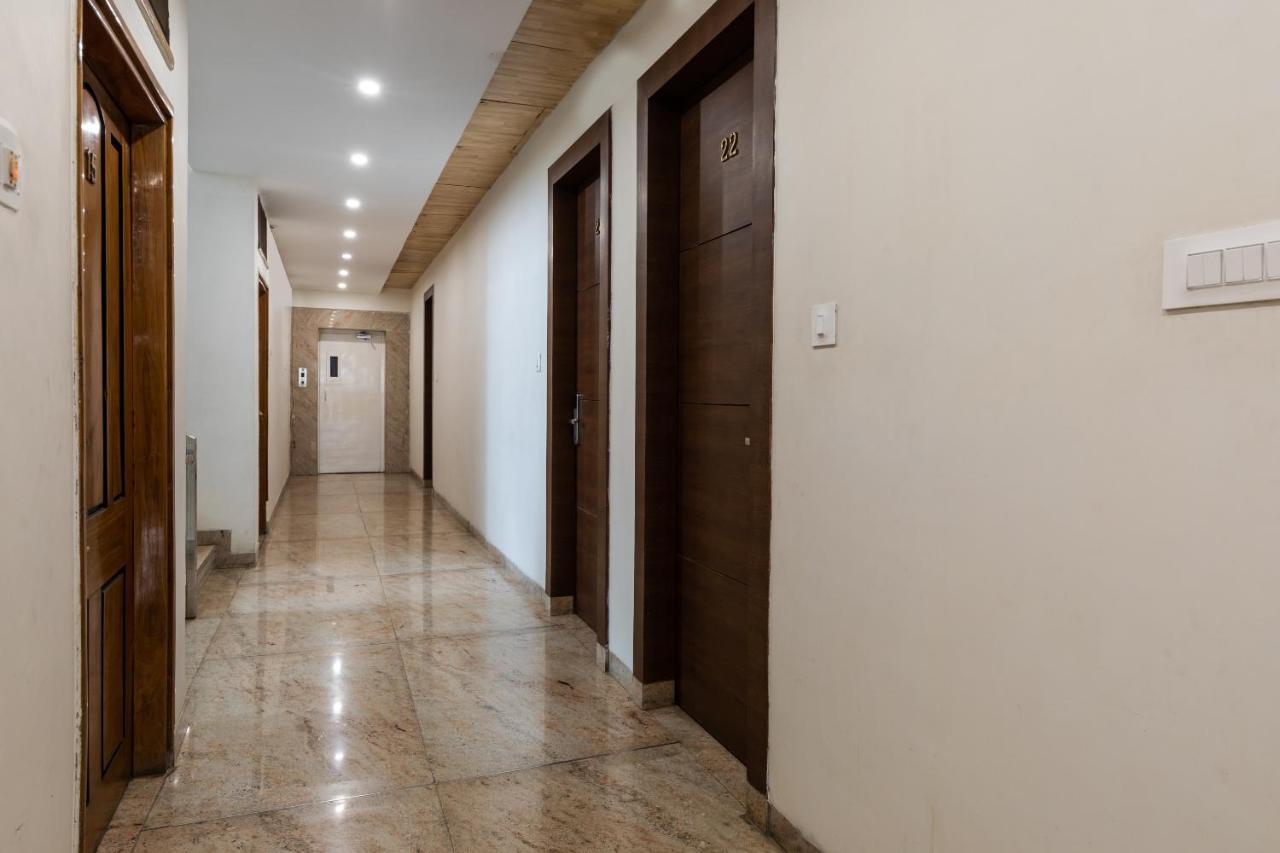 Capital O 47403 Hotel Manjeet Bhopal Eksteriør bilde
