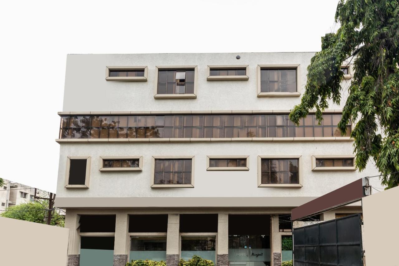 Capital O 47403 Hotel Manjeet Bhopal Eksteriør bilde